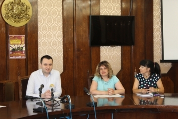 Над 60 участници в третото издание на Парад на ретро автомобили в Русе