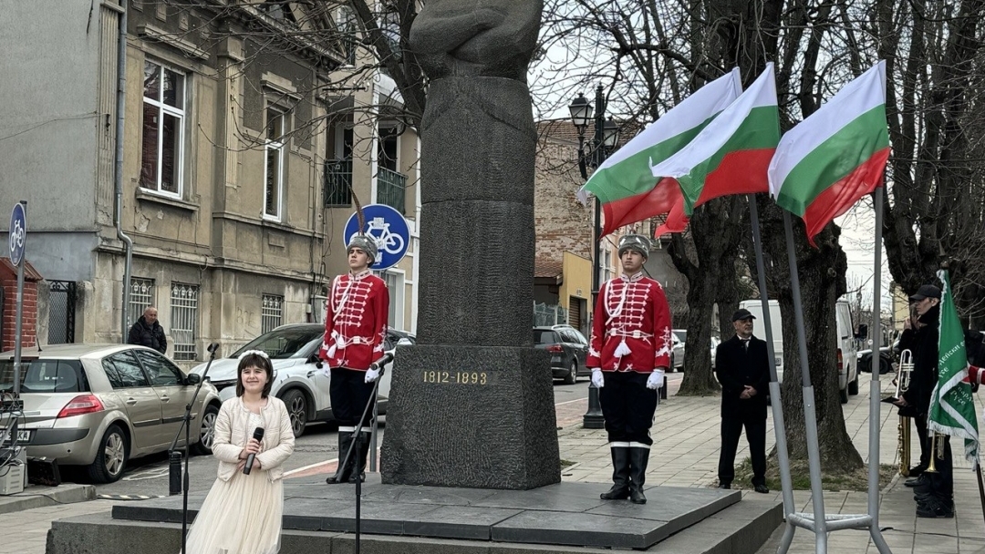 С възпоменателна церемония в Русе беше почетена паметта на Баба Тонка