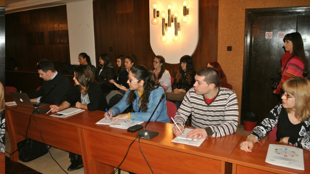 Кръгла маса на тема ''Младежко предприемачество'' се проведе в Русе