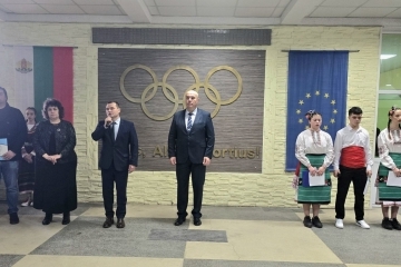 Кметът Пенчо Милков награди отличници от Спортното училище на патронния им празник