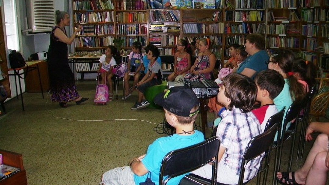 Клуб „Приятели на Библиотеката“