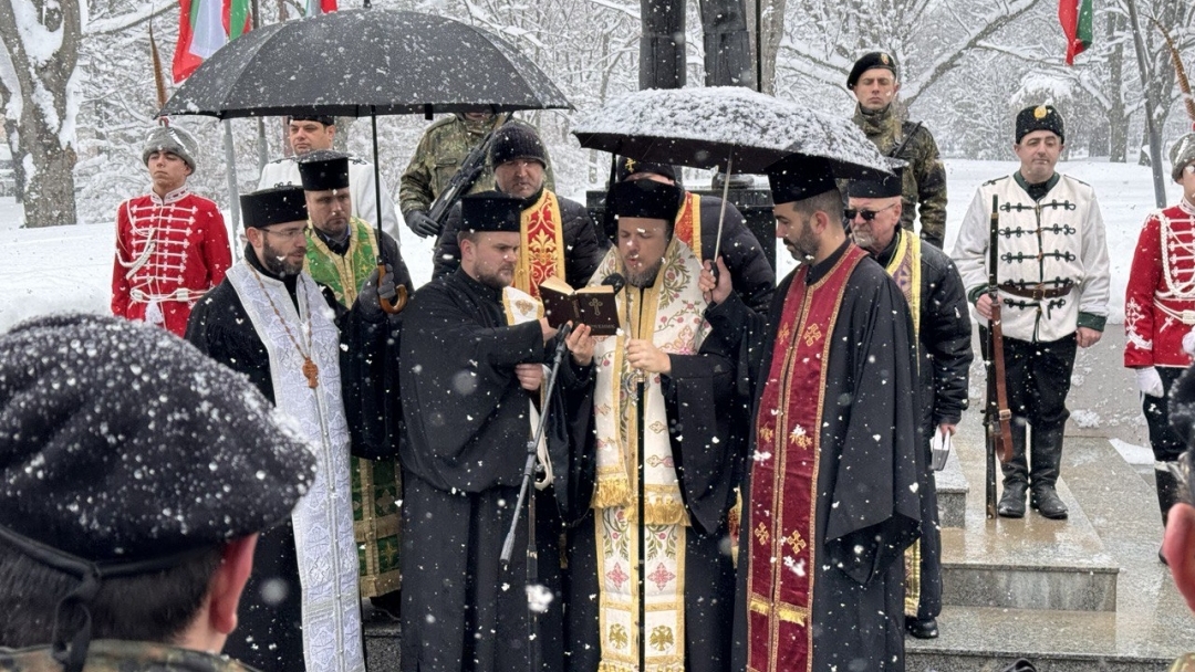 Ruse residents marked 152 years since the death of Vasil Levski today