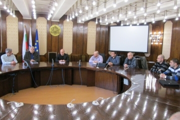 Кметът Пламен Стоилов призова тенис клубовете да се помирят