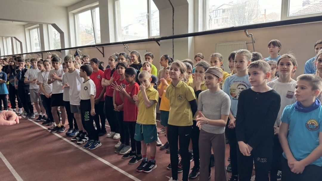Традиционният турнир „Лъвски скок“ събра над 250 ученици в Русе