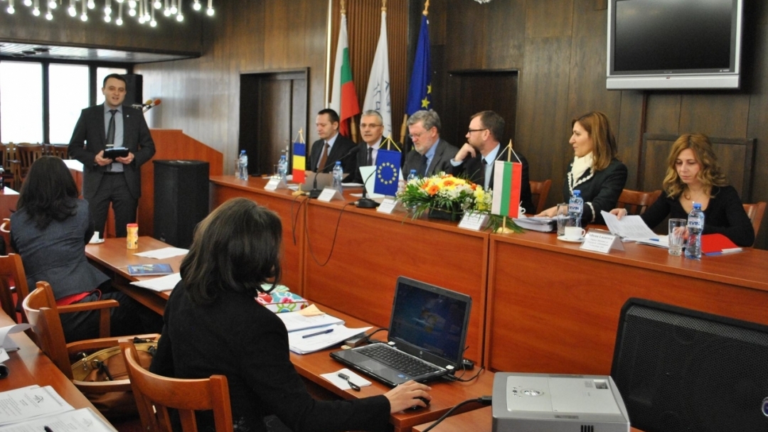 Среща на Комитета за развитие на вътрешноводния транспорт между България и Румъния се проведе в Русе