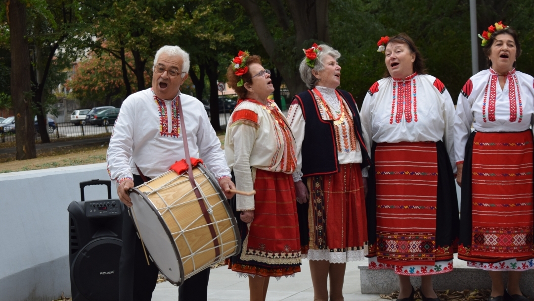 Кметът Пенчо Милков поздрави пенсионерите в Русе по случай Международния ден на възрастните хора