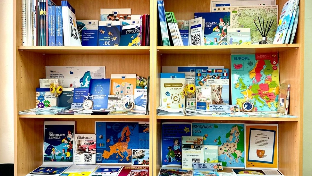  Кметът Пенчо Милков откри новия приемен център на „Европа Директно“ в Русе