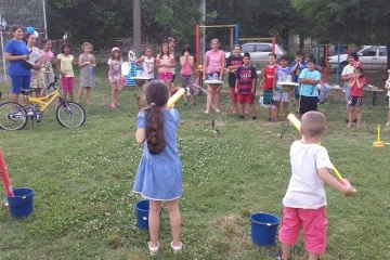 86 деца участваха в спортния празник „Ваканция, здравей!“ 