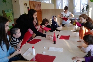 Представители от Младежкия парламент се включиха в Международния ден на доброволеца