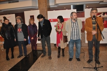 При огромен интерес стартира Арт салон „Любов и вино“