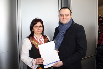 Стотици русенци празнуваха Ден на народната носия