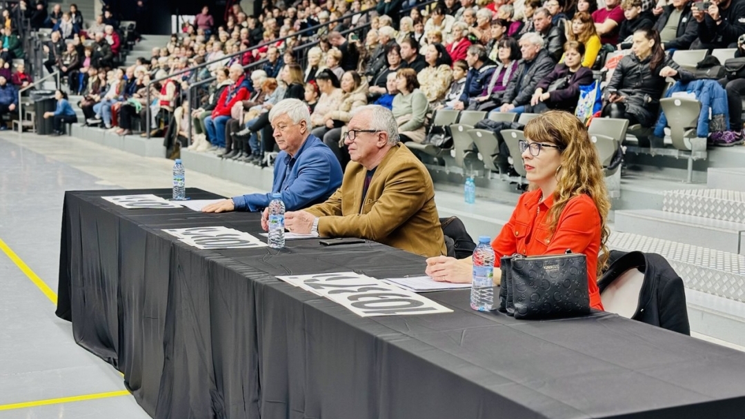 Над 800 участници представиха силата на българския фолклор в тазгодишното „Коледно надиграване“ в Русе