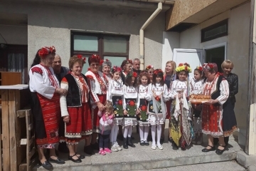 Песни и танци на Лазаровден в с. Николово