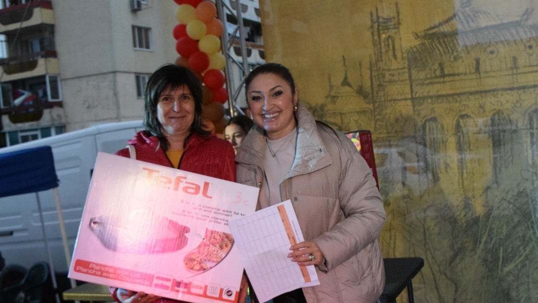 Кварталите „Дружба“ и „Чародейка“ в Русе празнуваха заедно с музика, танци и кулинарни битки