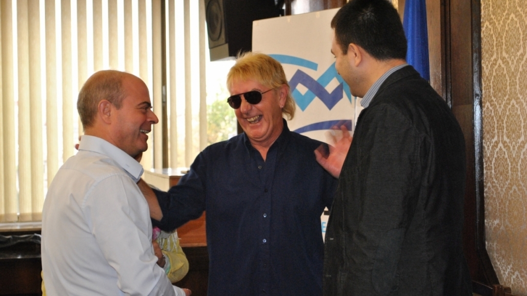 Рок легендата Джон Лоутън подкрепи кандидатурата на Русе за Европейска столица на културата 2019