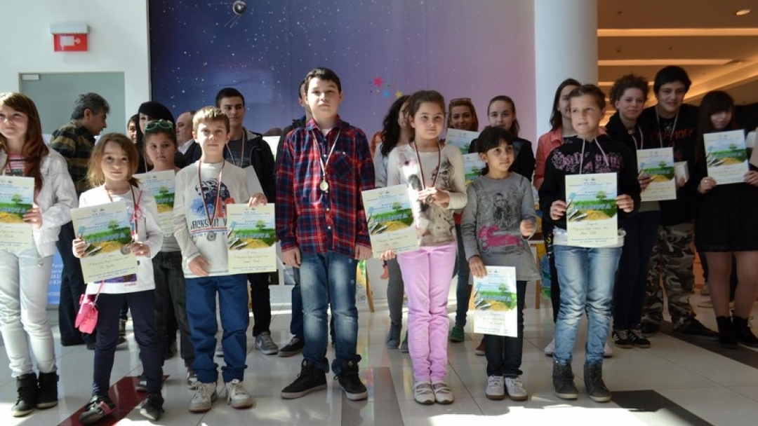 350 творби от два континента в конкурса  „Вода и енергия”