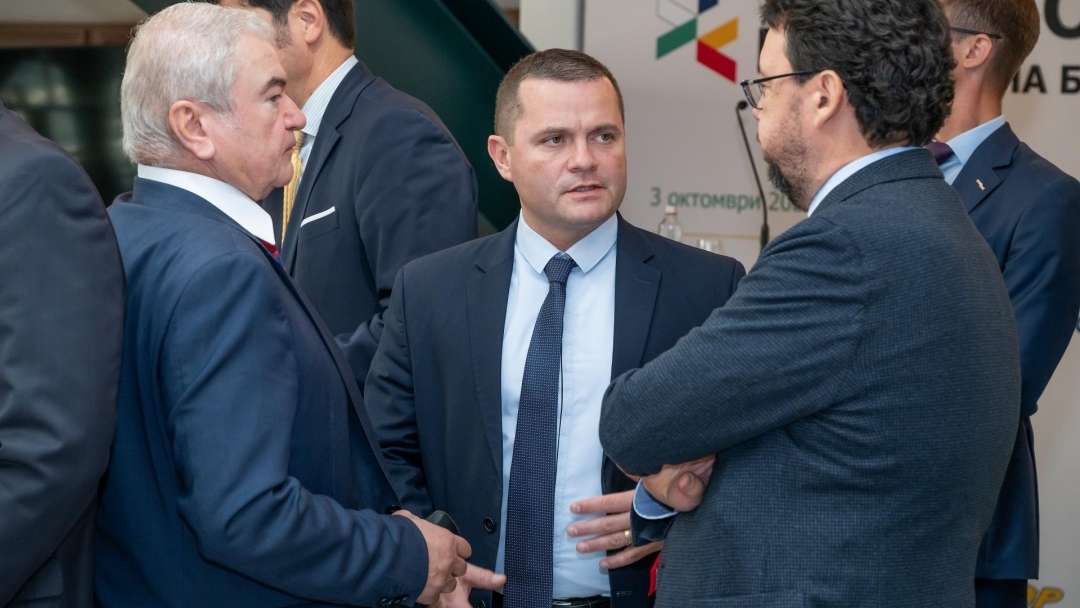 Mayor Pencho Milkov participated in a business breakfast with President Rumen Radev, ambassadors and trade advisers