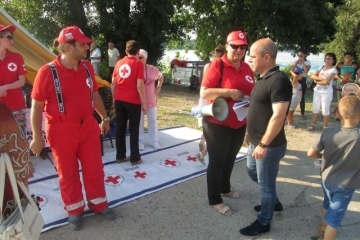 Кметът Пламен Стоилов наблюдава открито учение на БЧК – Русе 