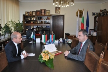 Пламен Стоилов се срещна с посланика на Азербайджан 