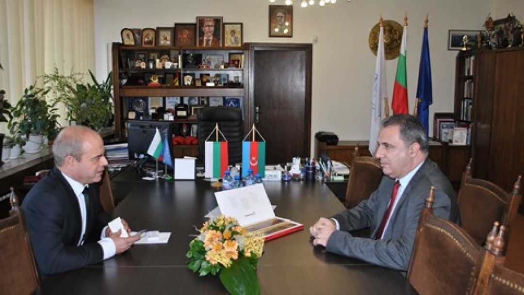 Пламен Стоилов се срещна с посланика на Азербайджан 