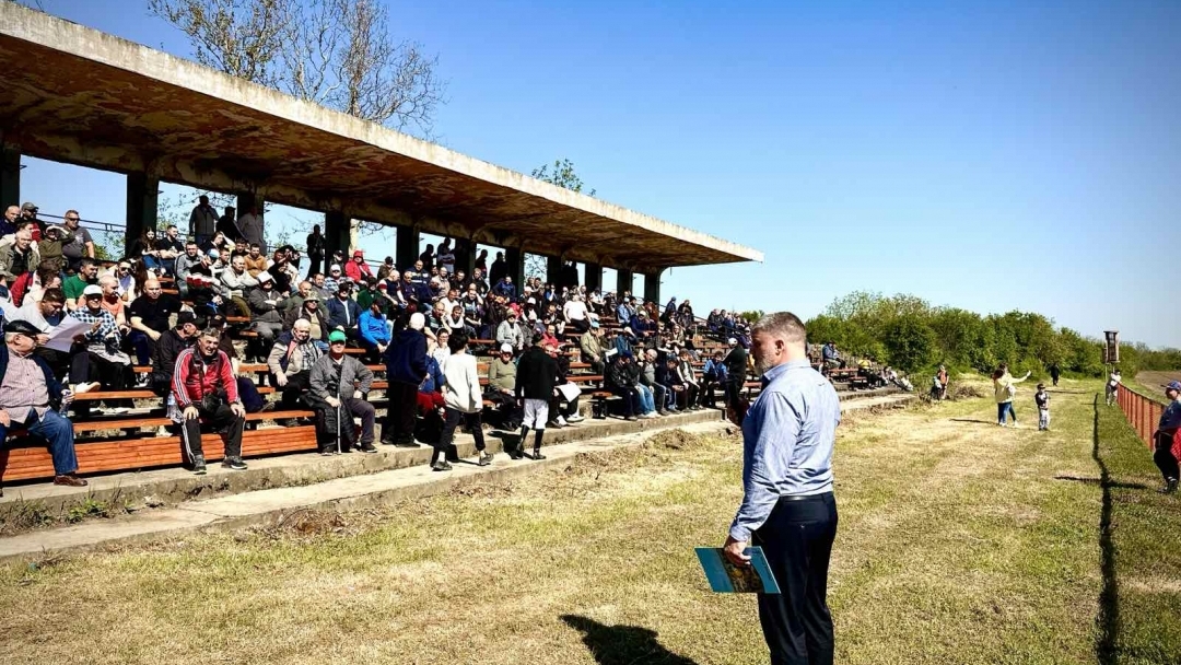 Заместник-кметът Борислав Рачев откри беговия сезон в Русе