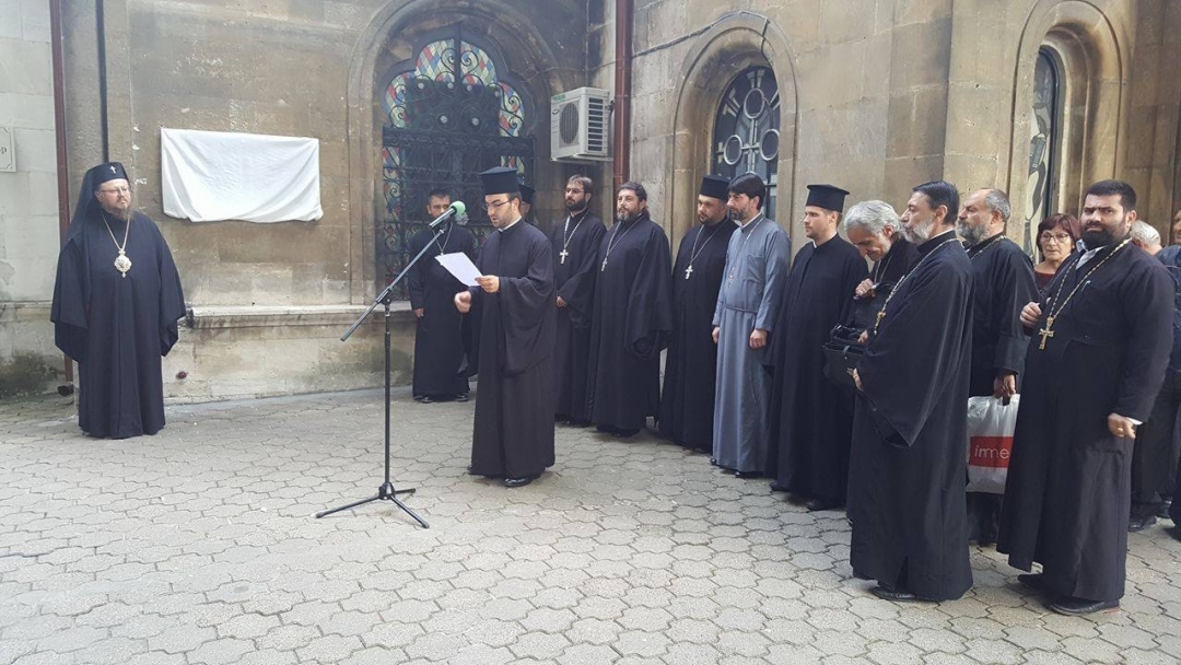 Кметът Пламен Стоилов и митрополит Наум откриха музейна експозиция на Русенската света митрополия