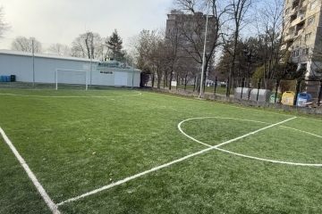 Русе с обновено футболно игрище и съоръжение за овчарски скок