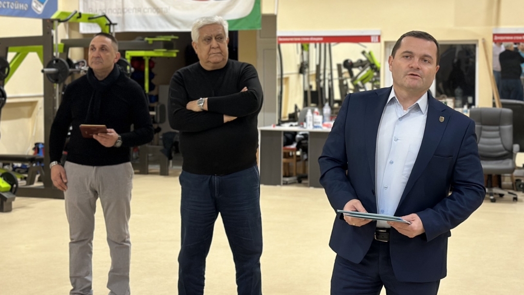 Кметът Милков посрещна 8-кратния европейски шампион по бокс Радослав Росенов