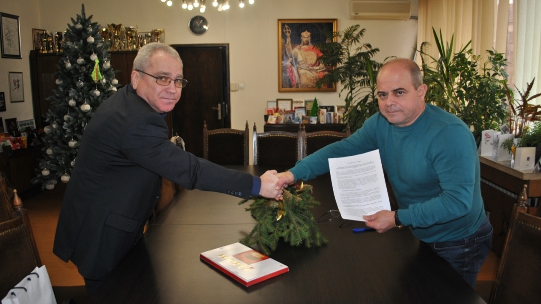 Споразумение за достъп до електронни административни услуги сключиха Община Русе и НАП