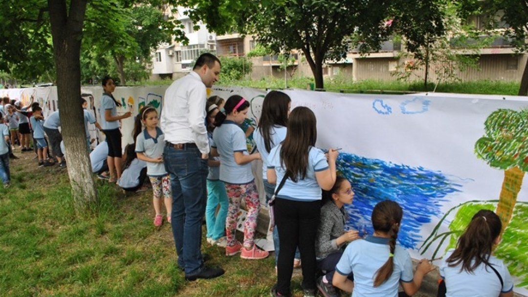 Зам.-кметът Страхил Карапчански поздрави третокласници на заключителния им урок по история на изкуството