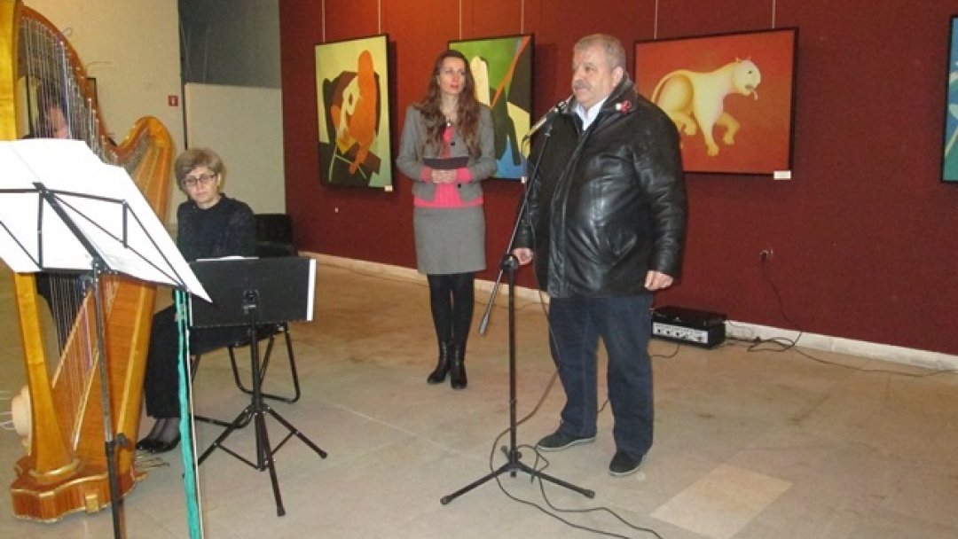 Майстори на индийската фигуративна живопис откриха изложба в Русе