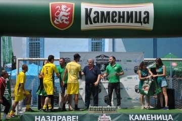 Зам.-кметът Иван Григоров награди участниците в "Каменица Фен Купа" 2018