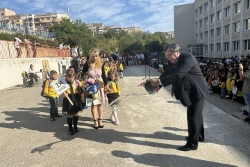 С тържествени церемонии бе даден старт на учебната година в училищата и детските градини в община Русе