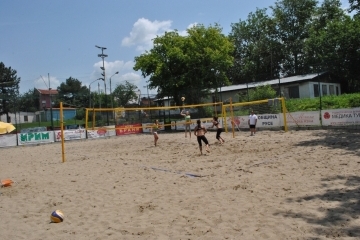 Русе е домакин на I кръг от държавното първенство по плажен волейбол за подрастващи