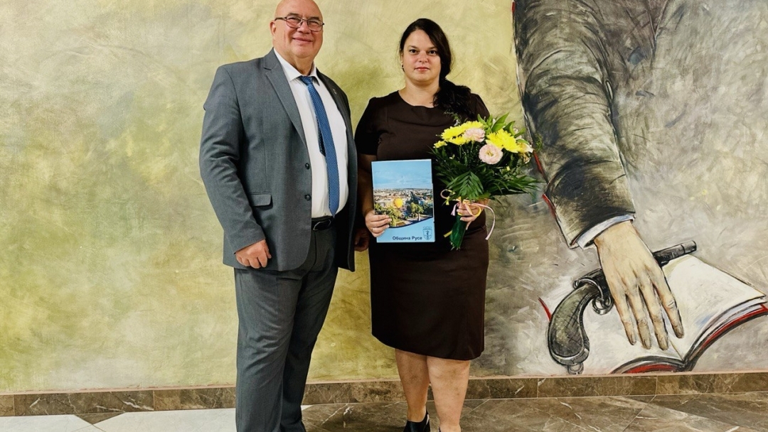 С тържествени церемонии бе даден старт на учебната година в училищата и детските градини в община Русе