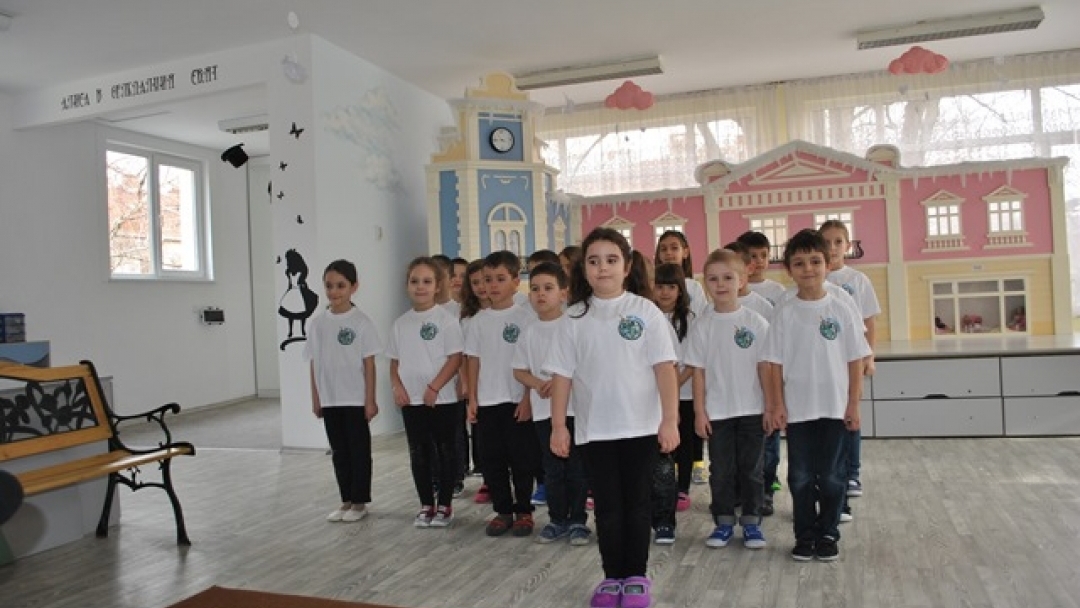 Кметът Пламен Стоилов откри обновената детска градина 'Чучулига'