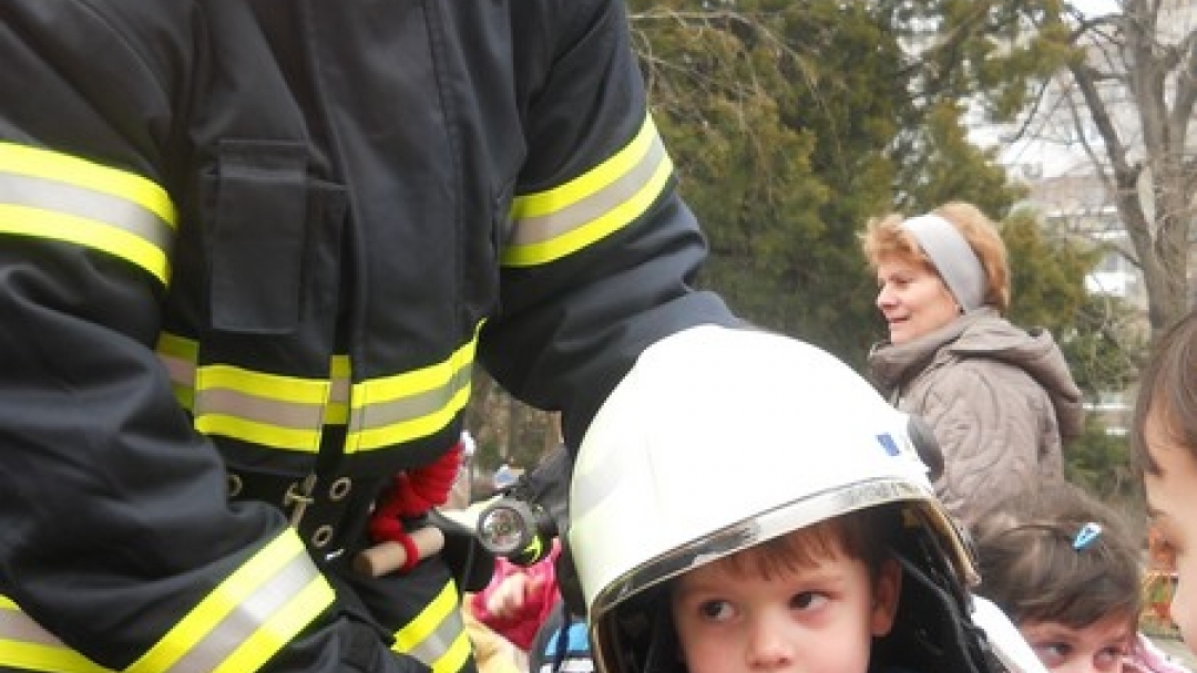 Децата от ЦДГ «Незабравка» научиха повече за бедствията под формата на игра