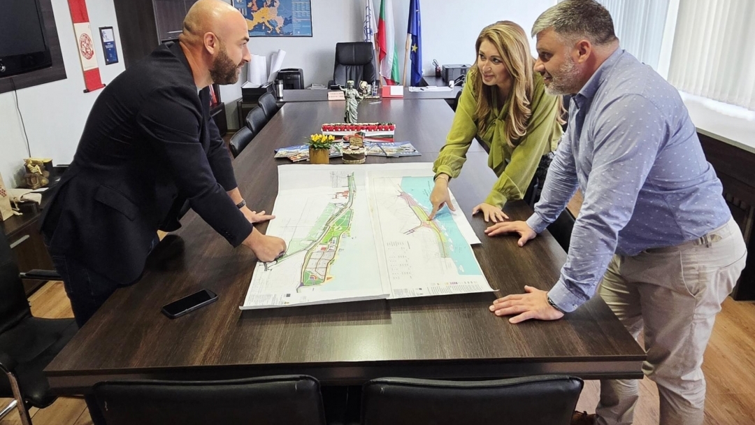 „Парад по Дунав“ се разраства до тридневно събитие през 2027 г.