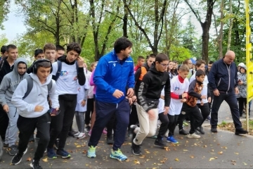 Световният ден на ходенето събра малки и големи участници в Парка на младежта