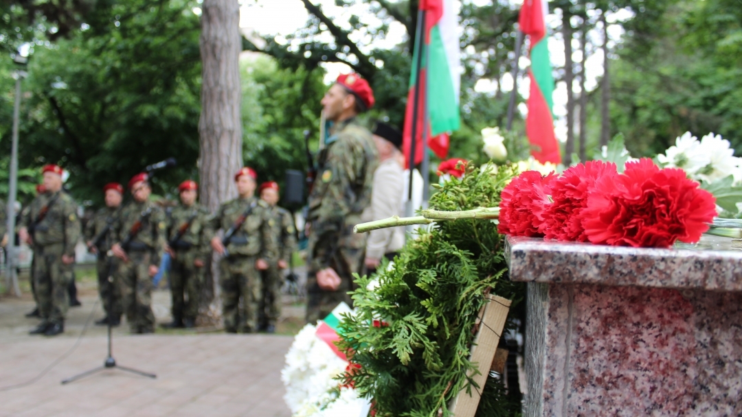 Тържествена церемония и концерт на ФТТ „Найден Киров“ по случай 112 години от обявяване  Независимостта на България 
