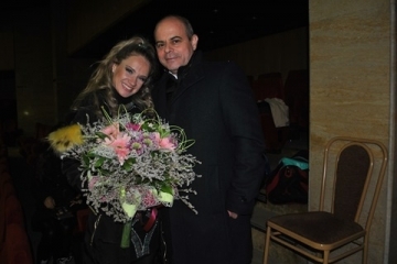  Хиляди русенци посрещнаха новата 2016-а на площада