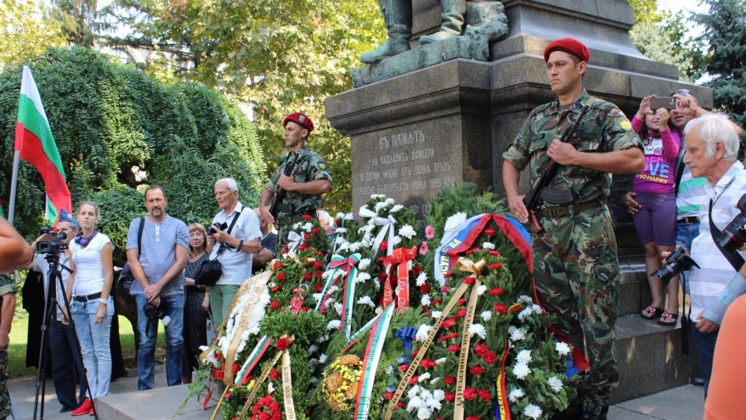 Стотици русенци отбелязаха Съединението на България