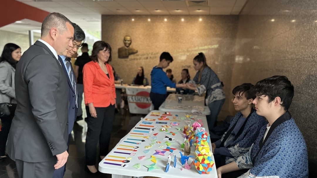 Кметът на Русе Пенчо Милков се срещна с посланика на Япония Чикахиса Суми