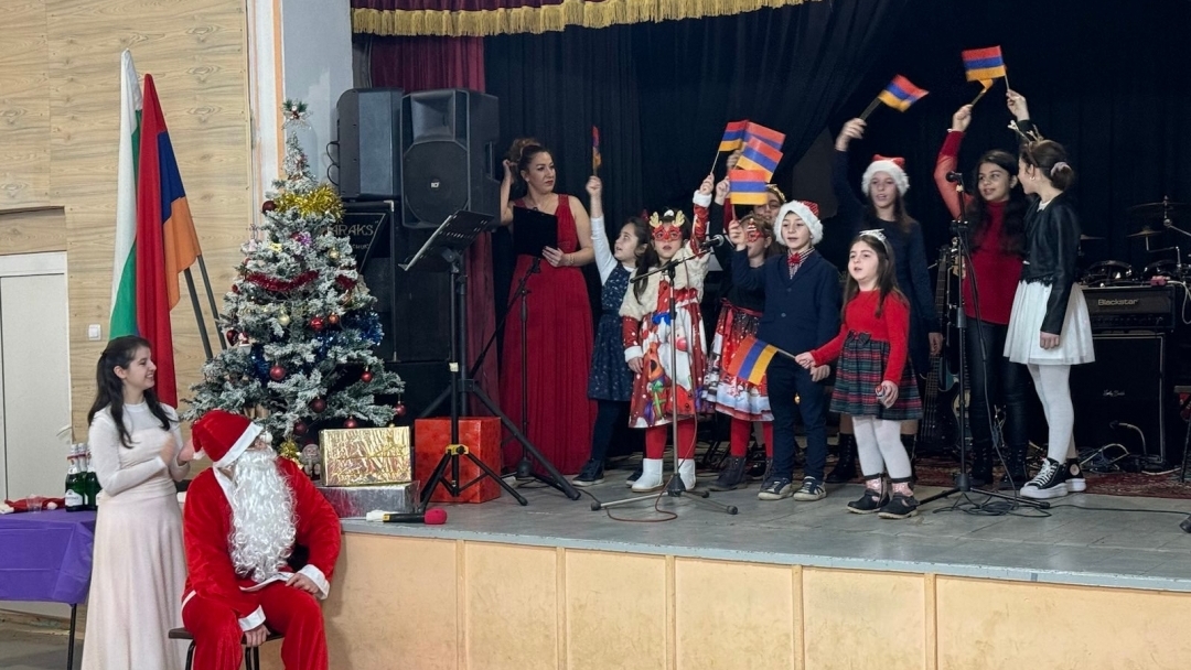 Pencho Milkov congratulated the Armenian community in Ruse on the occasion of the Nativity of Christ