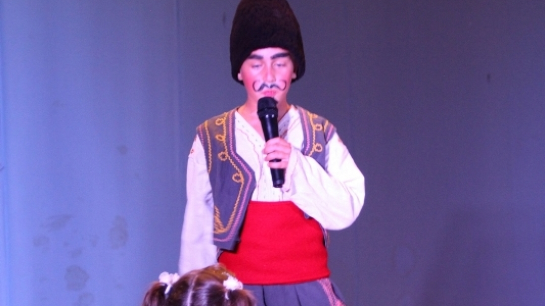 Млади актьори представят Русе в Международния фестивал „Утринна звезда“