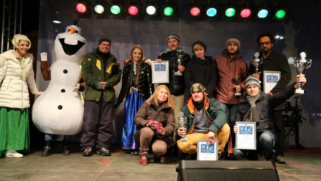 Зимна приказка в Русе сътвориха майстори на леда на RUSE ICE FEST 2017  