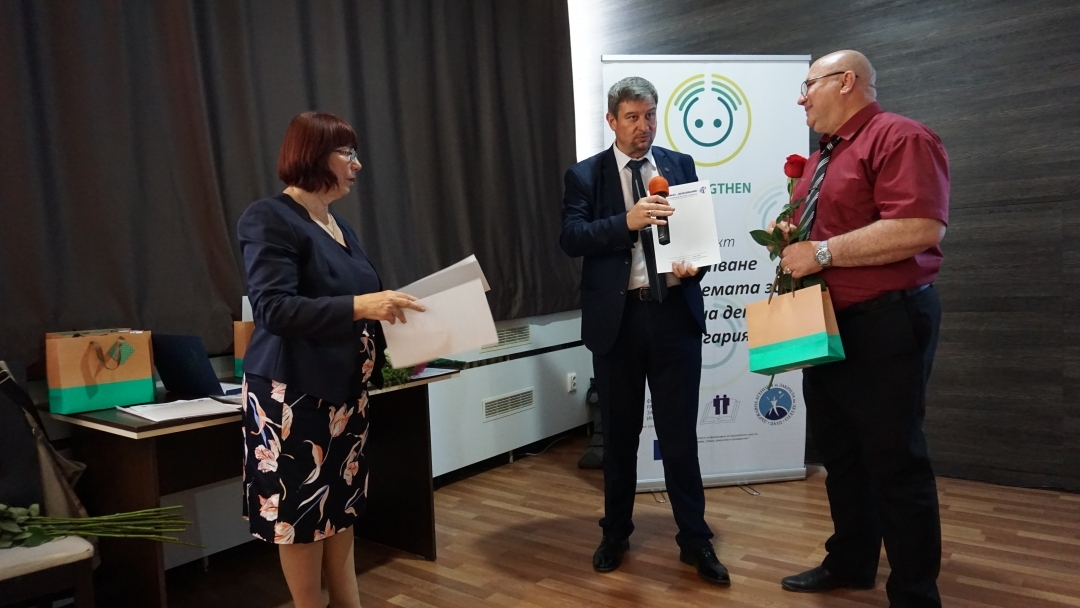 Заместник-кметът Енчо Енчев получи награда  за социално партньорство от КТ „Подкрепа“