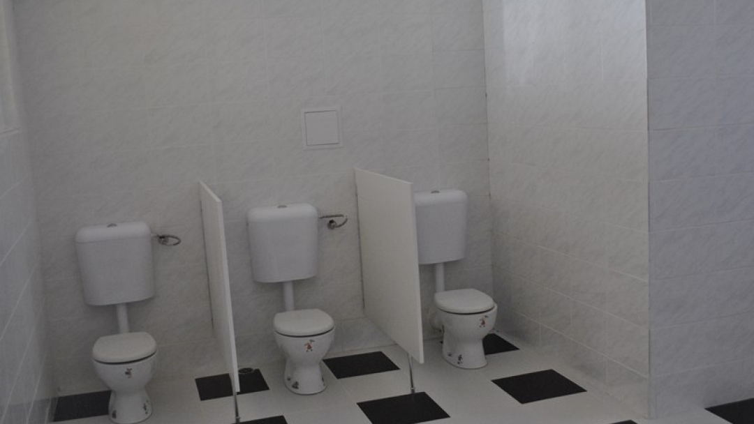 Пламен Стоилов и Бойко Борисов откриха ново детско заведение в Русе 