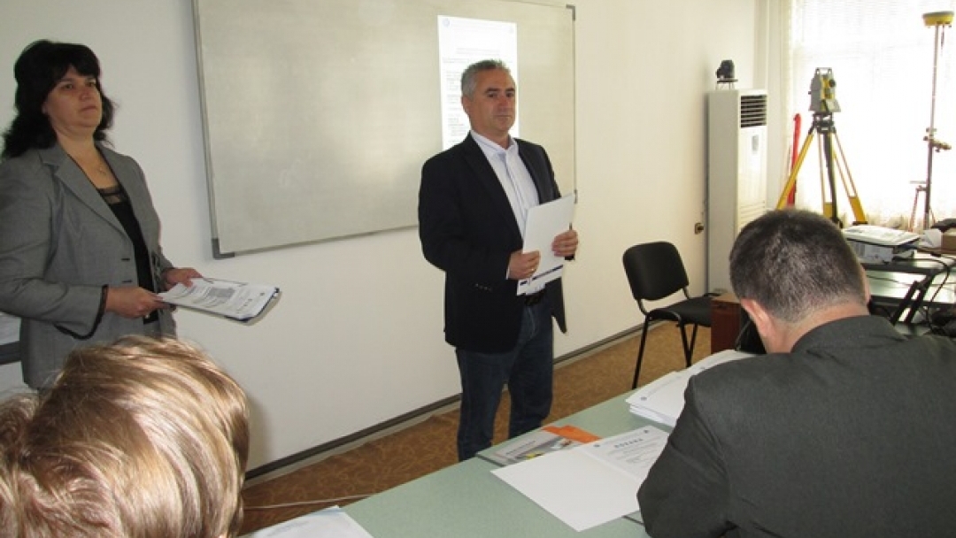 Зам.-кметът инж. Димитър Наков пристътва на геодезическа конференция 