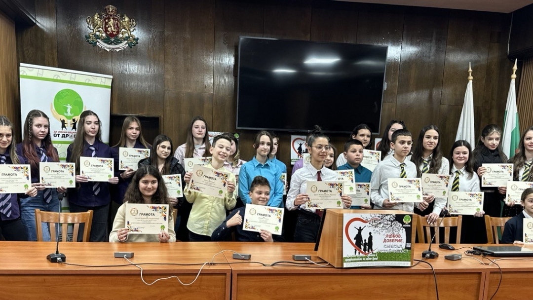 Ясни са победителите в конкурса на инициативата „Да спасим децата и Русе от дрогата“